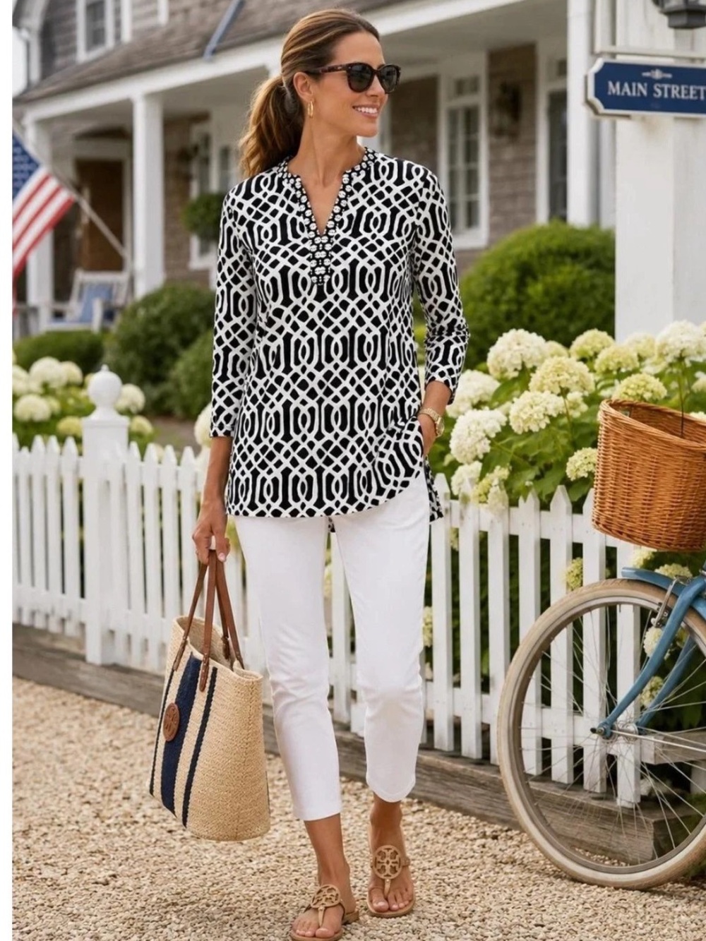 J.McLaughlin Catalina Cloth Geometric Tunic Top M Black White Split V-Neck 3/4